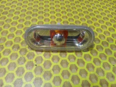 Повторитель поворота в крыло Volkswagen Polo