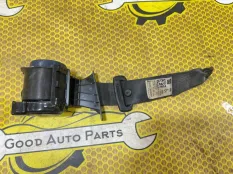 Ремень безопасности Volkswagen Polo