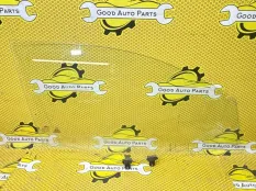 Стекло двери Hyundai Solaris