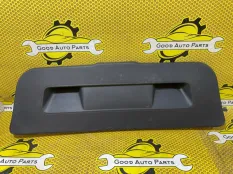 Обшивка крышки багажника Volkswagen Polo