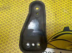 Кронштейн подрамника Volkswagen Polo