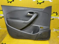 Обшивка двери карта Volkswagen Polo