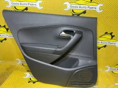 Обшивка двери карта Volkswagen Polo