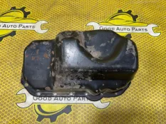 Поддон двигателя Volkswagen Polo