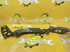 Кронштейн бампера Volkswagen Polo