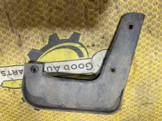 Брызговик Hyundai Solaris