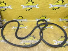 Уплотнитель крышки багажника SKODA Octavia