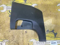 Обшивка стойки Volkswagen Polo