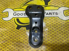 Кронштейн подрамника SKODA Octavia