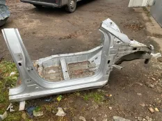 Часть кузова отрезная четверть Hyundai Solaris