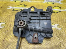 Площадка аккумулятора Volkswagen Polo