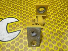 Петля двери Volkswagen Polo