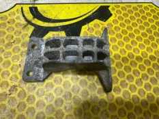 Кронштейн дроссельной заслонки Volkswagen Polo