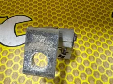 Петля двери SKODA Octavia