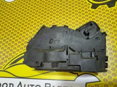 Замок двери SKODA Octavia