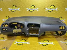 Торпедо Volkswagen Polo