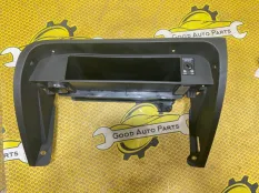 Вещевой отсек консоли SKODA Octavia