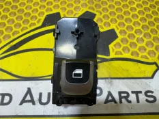 Кнопка стеклоподъемника KIA RIO