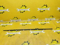 Бархотка стекла двери внешняя Hyundai Solaris