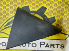 Уголок двери внутренний Hyundai Solaris