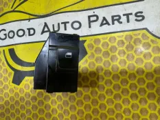 Кнопка стеклоподъемника Hyundai Solaris