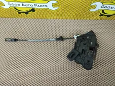 Замок двери Volkswagen Polo