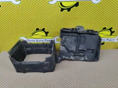 Площадка аккумулятора KIA RIO