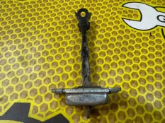 Ограничитель двери Hyundai Solaris