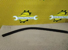 Уплотнитель стекла двери KIA RIO