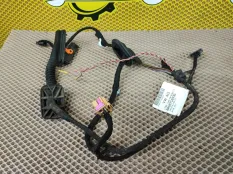 Проводка двери Volkswagen Polo