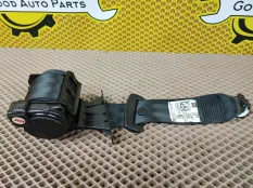 Ремень безопасности Volkswagen Polo