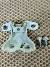 Петля двери передняя нижняя KIA RIO