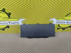 Крышка блока предохранителей Volkswagen Polo