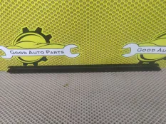 Бархотка стекла двери внутренняя Geely Tugella