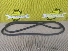Уплотнитель двери Geely Tugella