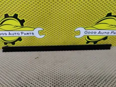 Бархотка стекла двери внутренняя Geely Tugella