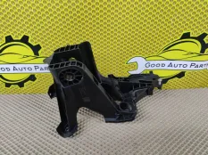 Кронштейн педали тормоза SKODA Octavia