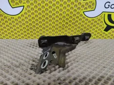 Кронштейн крыла Volkswagen Polo