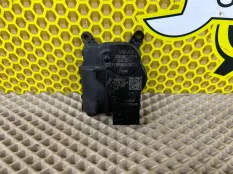 Сервопривод заслонок печки SKODA Octavia