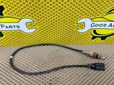 Датчик кислородный лямбда зонд нижний SKODA Octavia