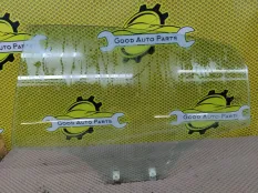 Стекло двери KIA RIO