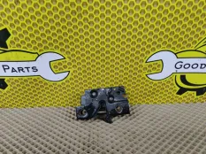 Замок капота Volkswagen Polo