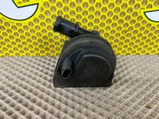 Насос (помпа) SKODA Octavia