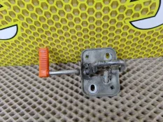 Крюк капота Volkswagen Polo