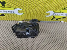 Замок двери SKODA Octavia