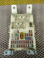 Блок предохранителей салона KIA RIO