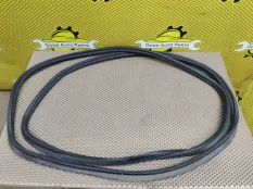 Уплотнитель багажника SKODA Octavia