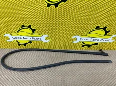 Уплотнитель двери SKODA Octavia