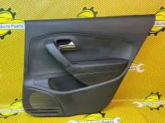 Обшивка двери карта Volkswagen Polo