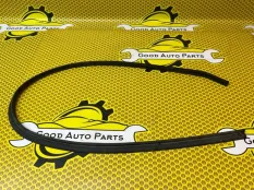 Уплотнитель двери Volkswagen Polo